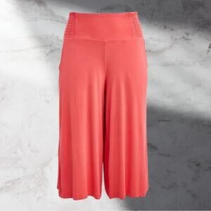 Torrid 2x Crop Pull-On Wide Leg Soft High-Rise Smocked Waist Pant with cardigan